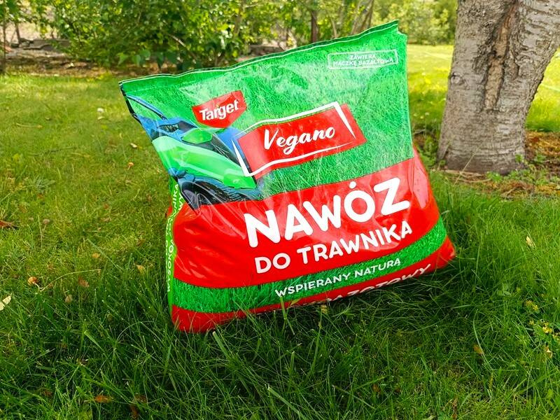 Wysokoazotowy Nawóz Do Trawnika – Wspierany Naturą – 3 x 16 kg Vegano - obrazek 4